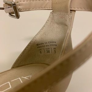 Aldo nude heels